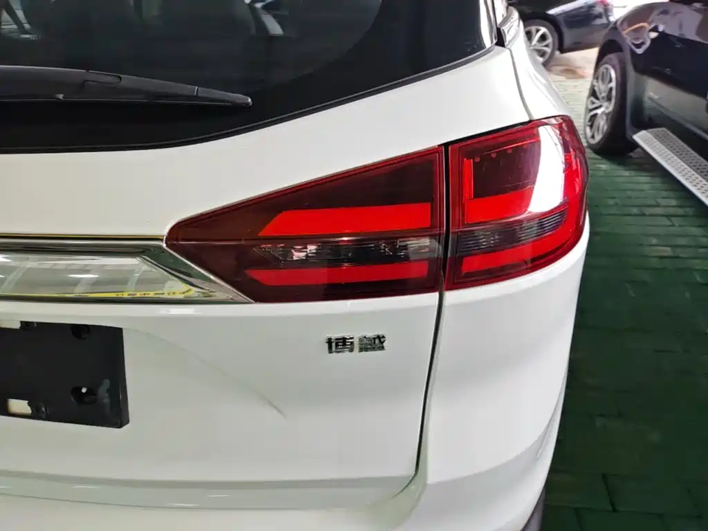 Geely Boyue — миниатюра 8