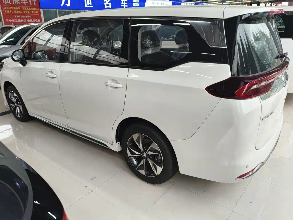 GAC Motor Trumpchi M6 — миниатюра 7