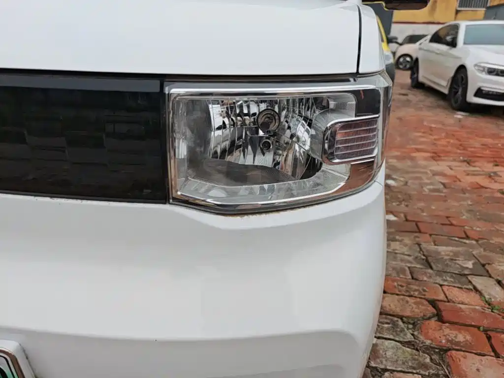 Wuling MINIEV — миниатюра 24