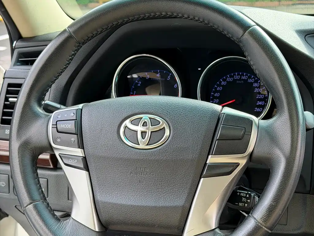 Toyota Reiz — миниатюра 17
