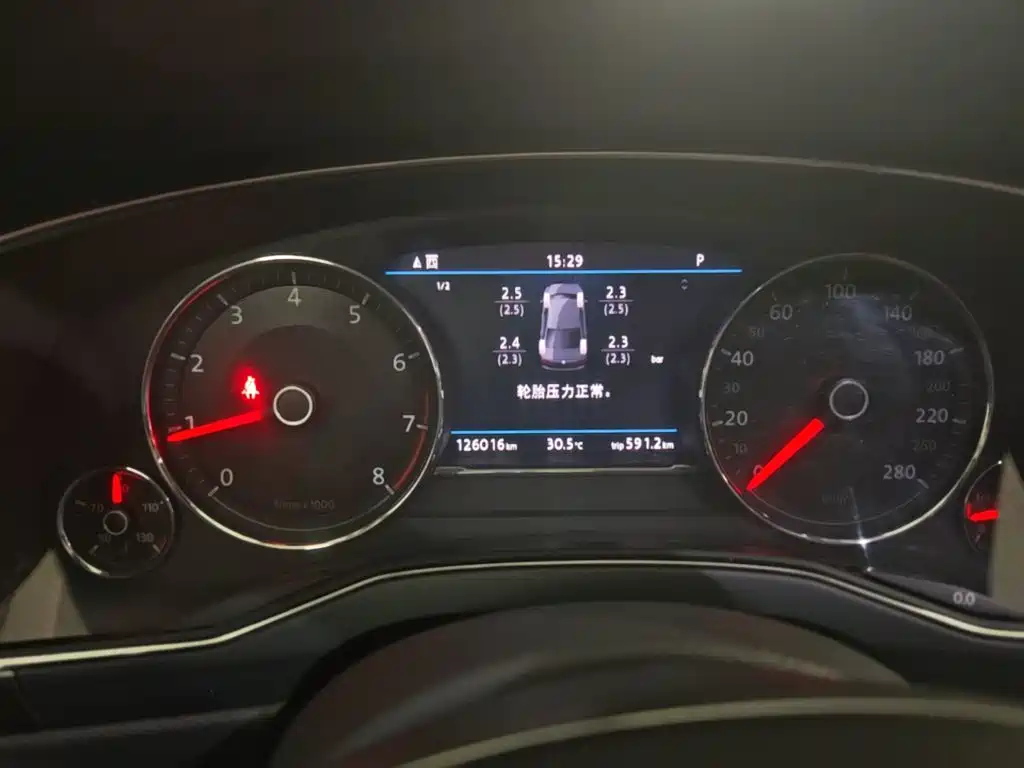 Volkswagen Phideon — миниатюра 12