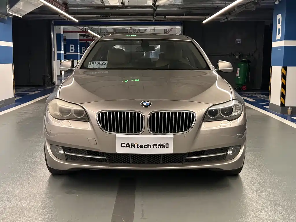 BMW 5 Series — миниатюра 2
