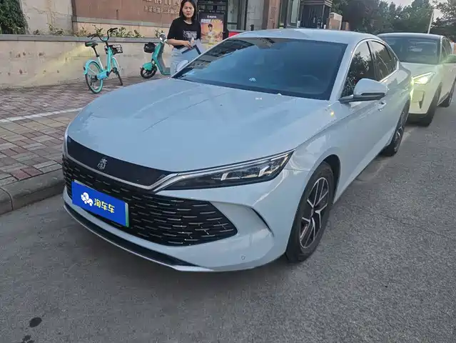 BYD 秦L