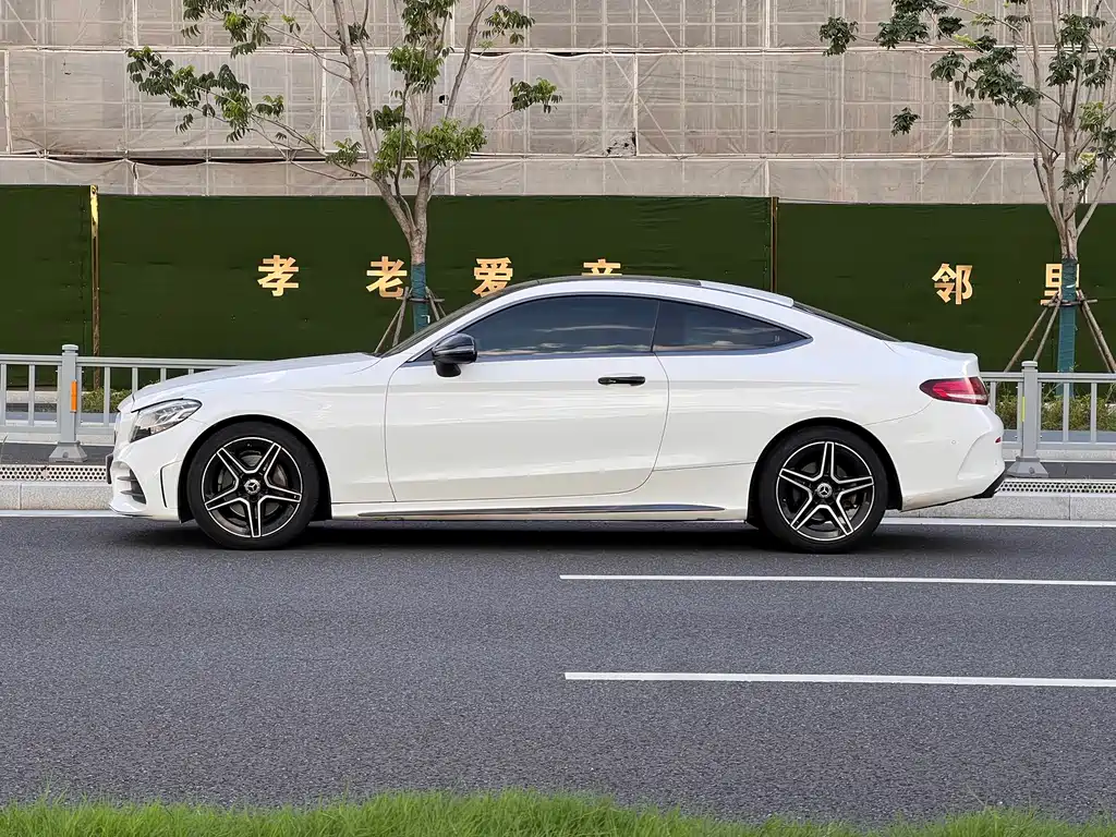 Mercedes-Benz C-Class (Import) — миниатюра 3