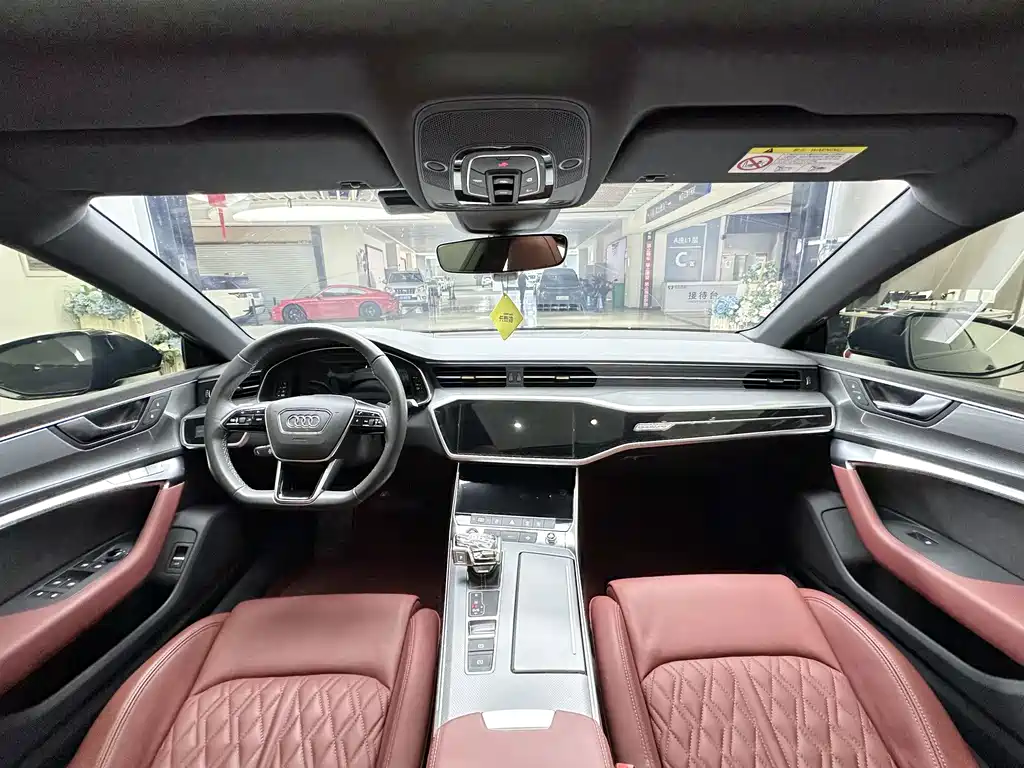 Audi A7L — миниатюра 8