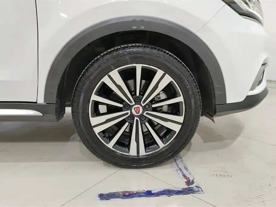ROEWE RX5