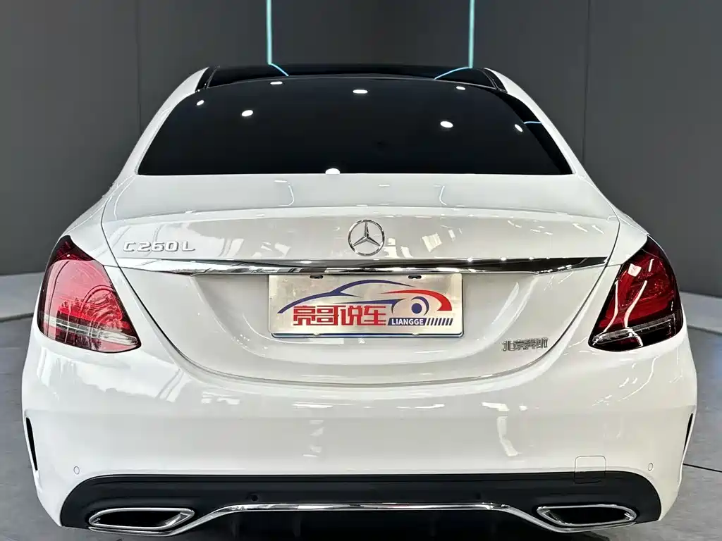 Mercedes-Benz C-Class — миниатюра 7