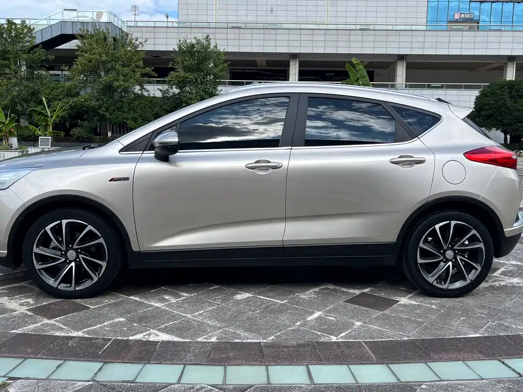 Geely Emgrand GS — миниатюра 7