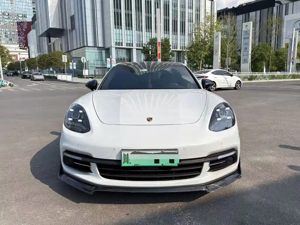 Porsche Panamera Hybrid — миниатюра 2