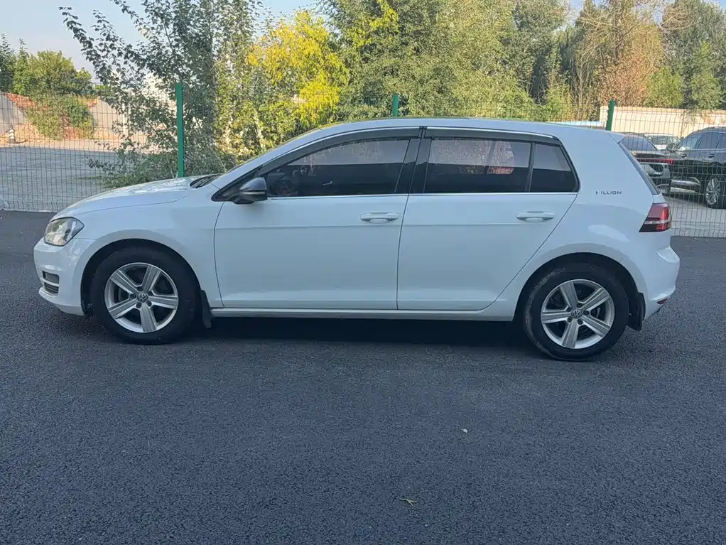 Volkswagen Golf — миниатюра 10