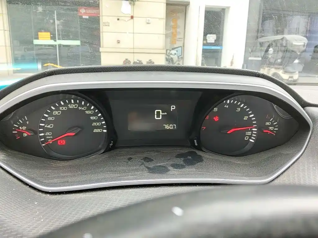 Peugeot 308 — миниатюра 4