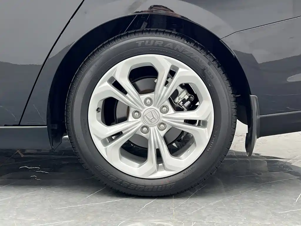 Honda Accord — миниатюра 24