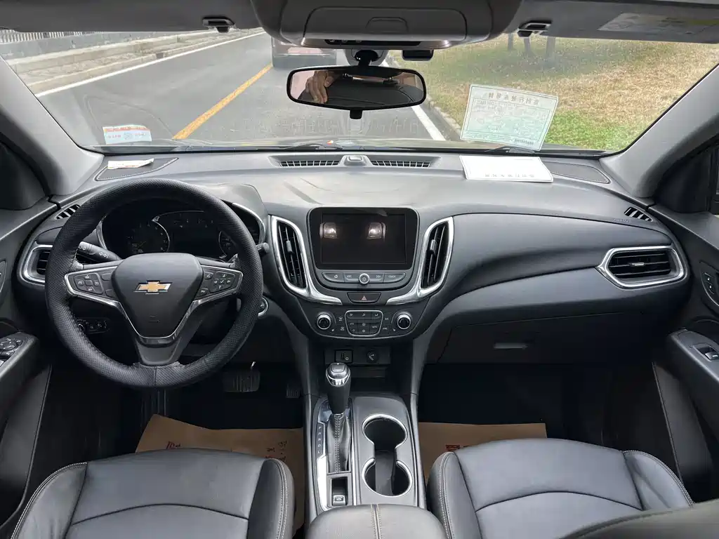 Chevrolet Equinox — миниатюра 5