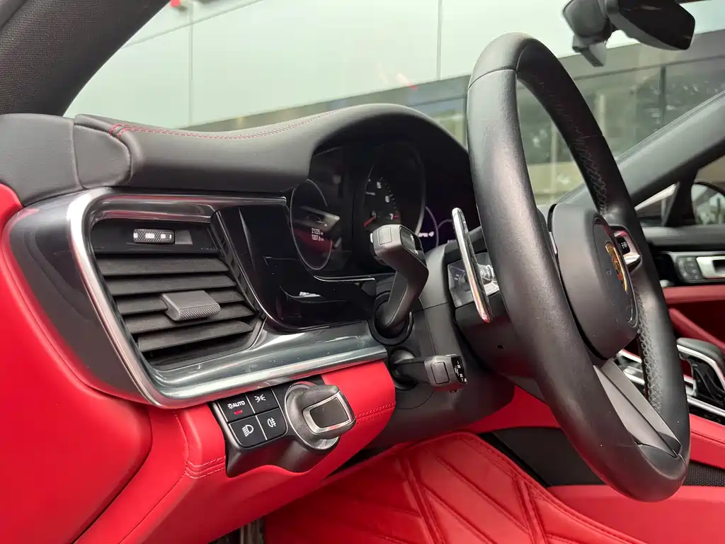 Porsche Panamera — миниатюра 22