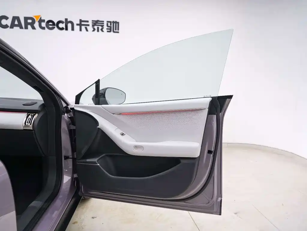 XPeng P7+ — миниатюра 17