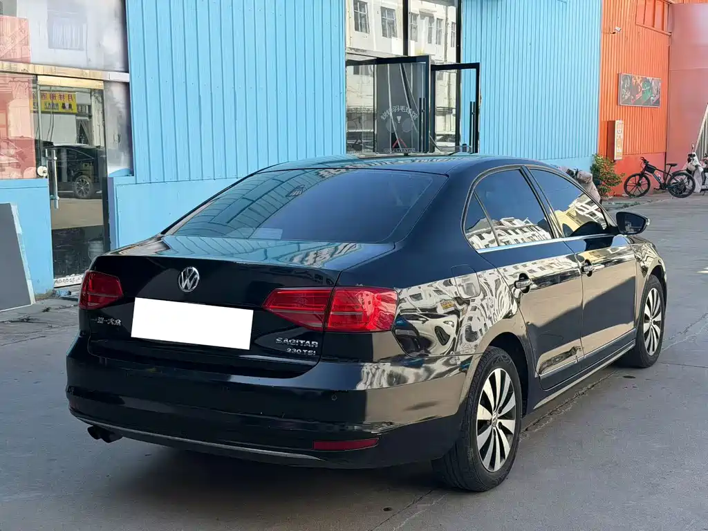 Volkswagen Sagitar — миниатюра 5