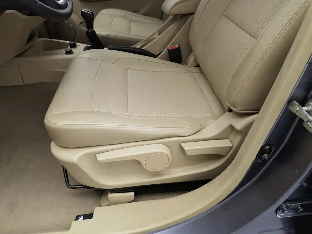 Wuling Hongguang — миниатюра 20