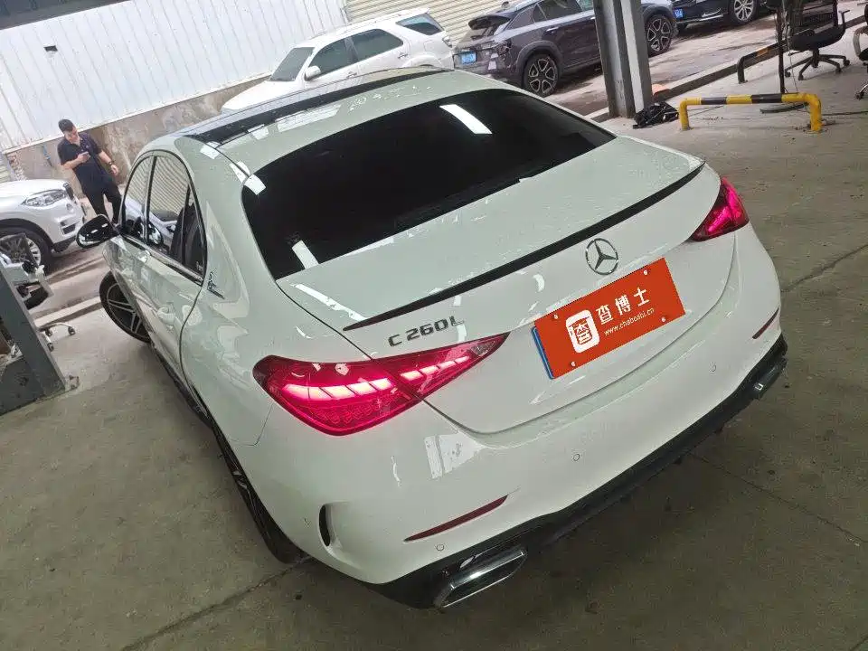 Mercedes-Benz C-Class — миниатюра 5