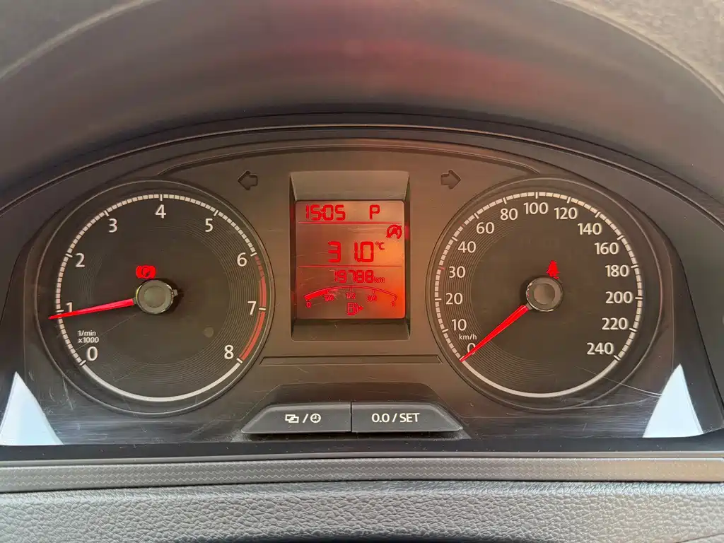 Volkswagen Santana — миниатюра 10