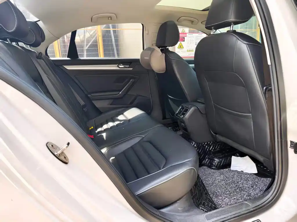 Volkswagen Lamando — миниатюра 11
