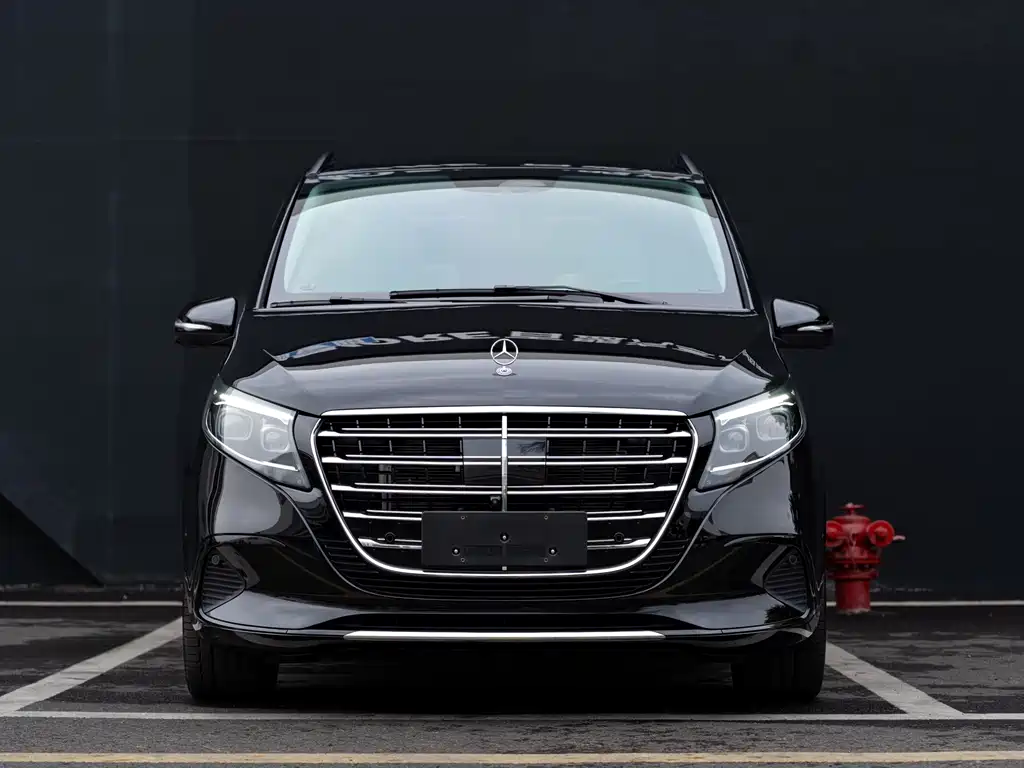 Mercedes-Benz V-Class — миниатюра 2