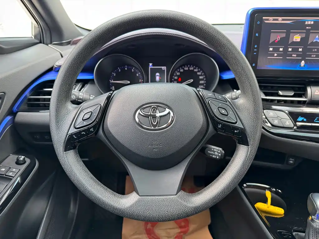 Toyota C-HR — миниатюра 14