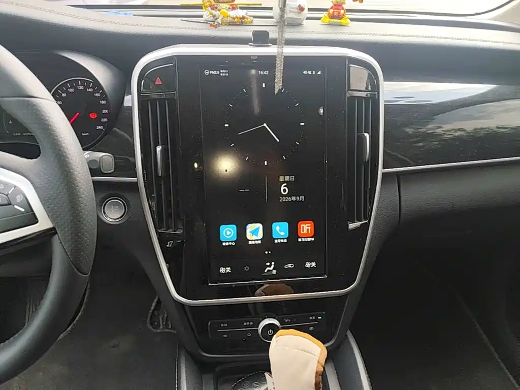 BYD MAX — миниатюра 13