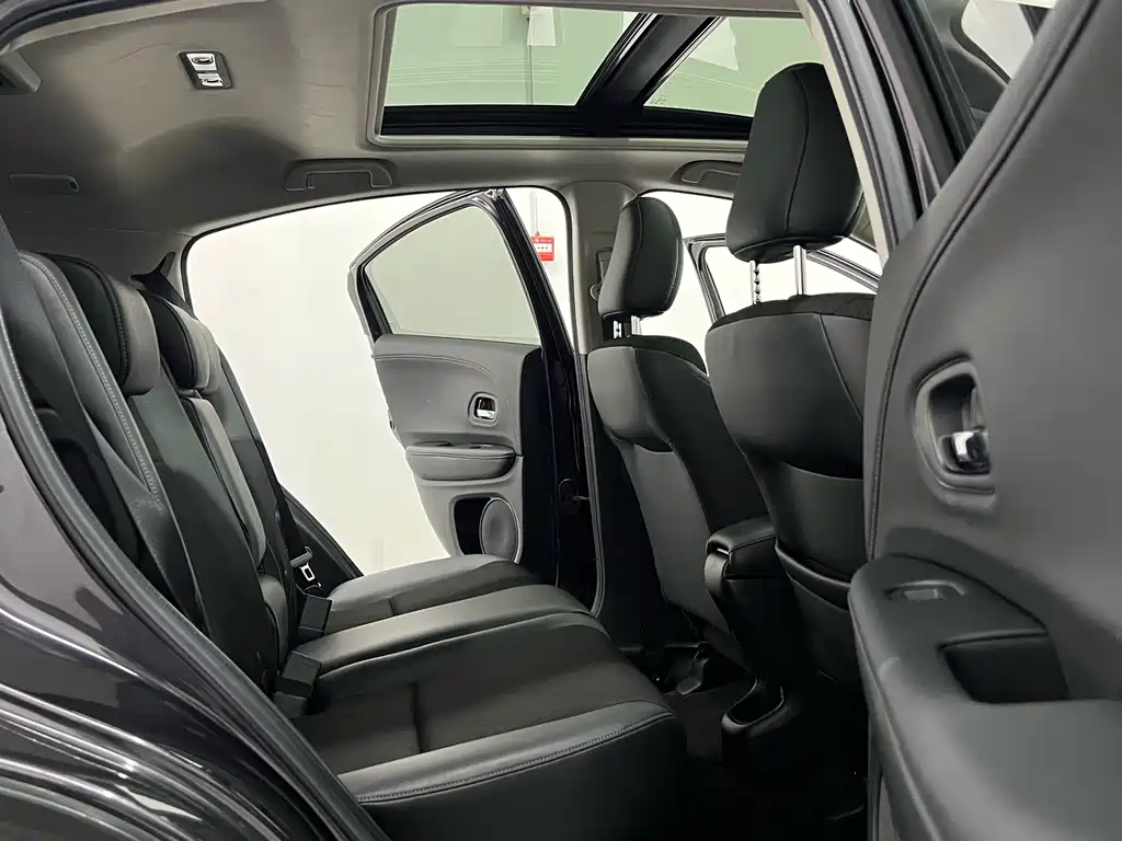 Honda Vezel 2020 1.5L CVT Luxury