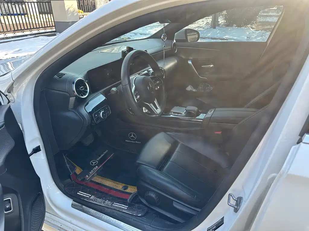 MERCEDES-BENZ A CLASS