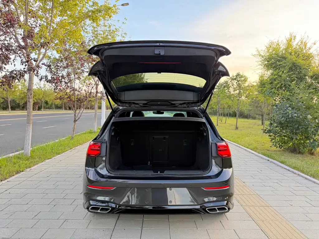 Volkswagen Golf — миниатюра 14