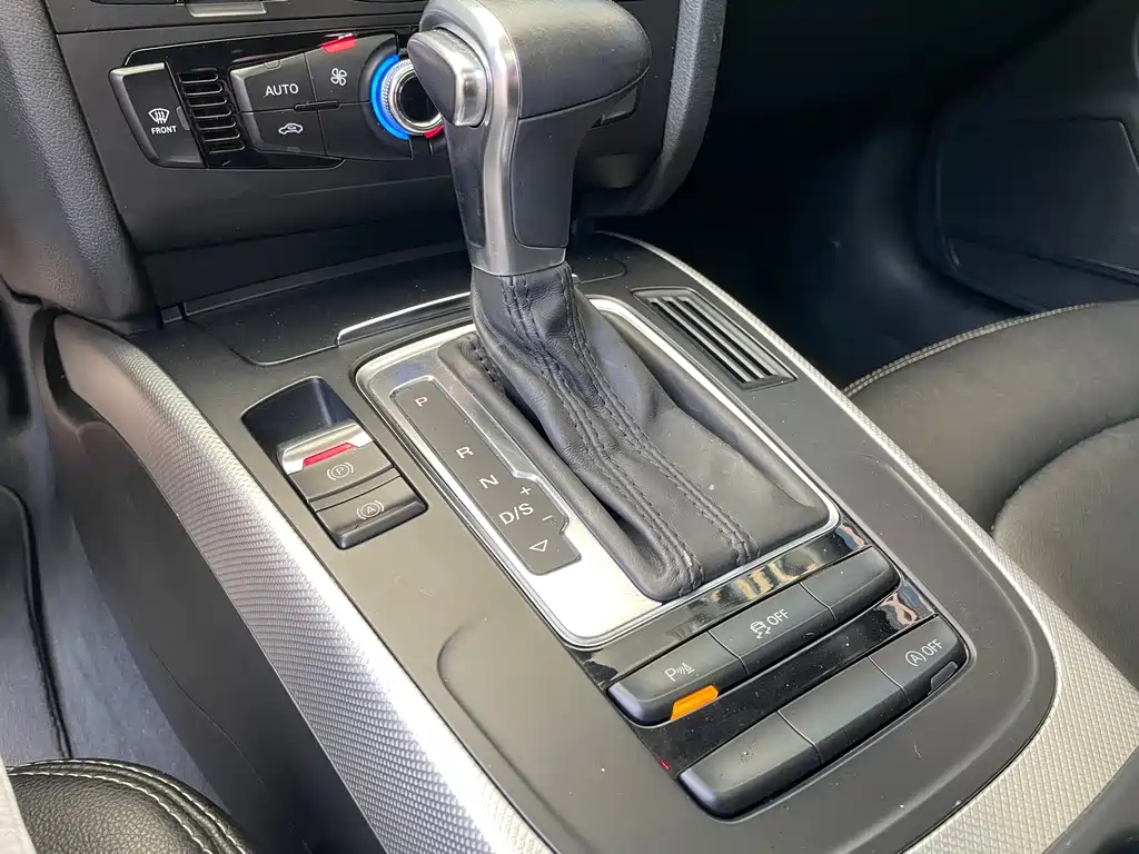 Audi A4L — миниатюра 11