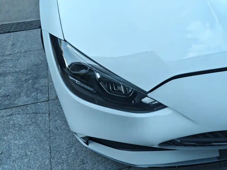 Mercedes-Benz C-Class — миниатюра 11