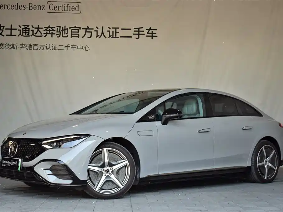 Mercedes-Benz EQE 2024