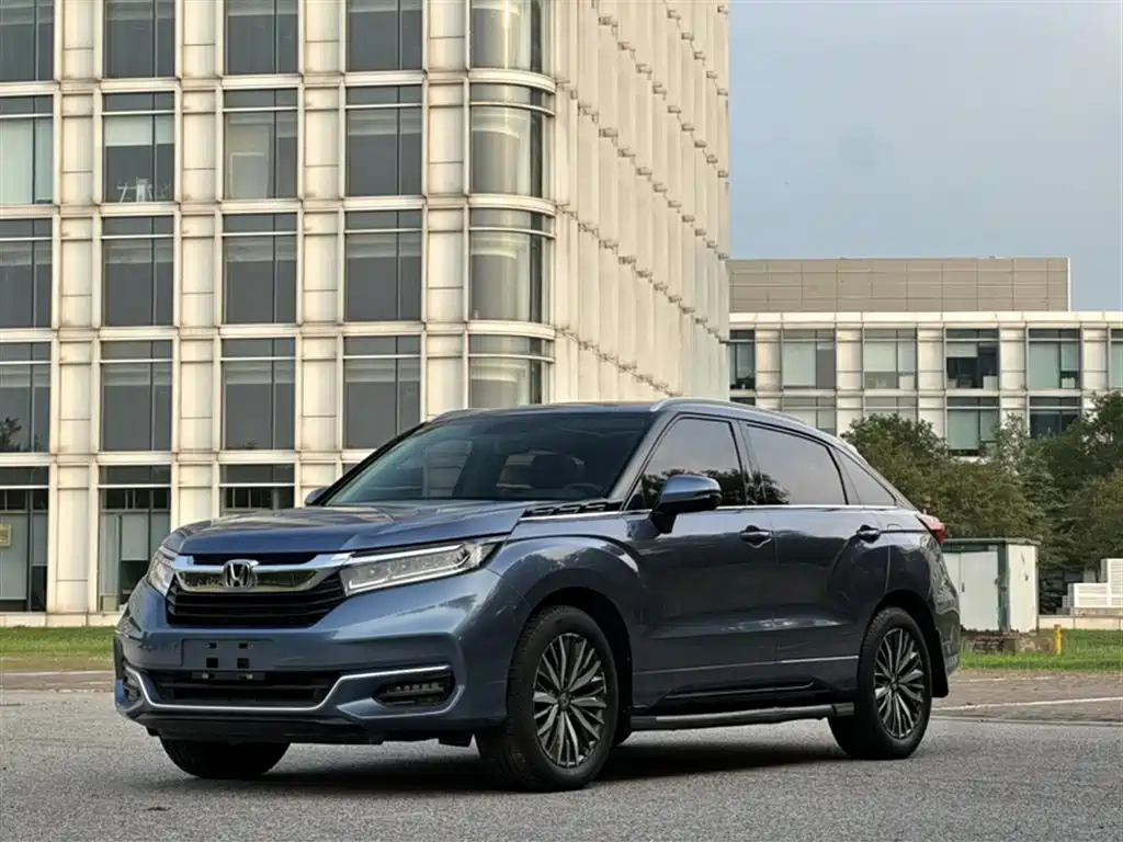 Купить Honda Avancier