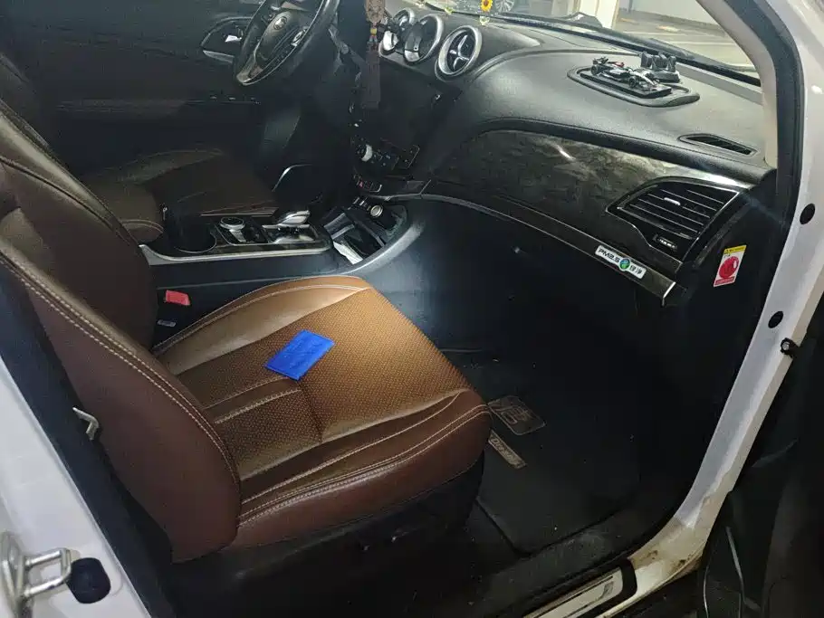 BYD Tang New Energy — миниатюра 8