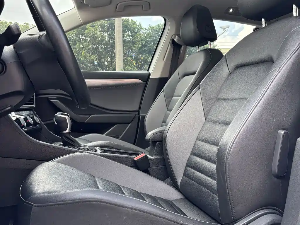 Volkswagen Sagitar — миниатюра 11