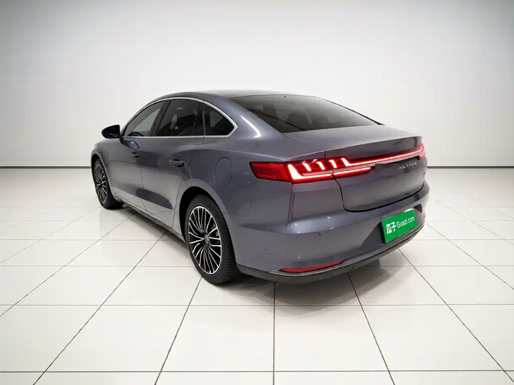 BYD Han — миниатюра 4
