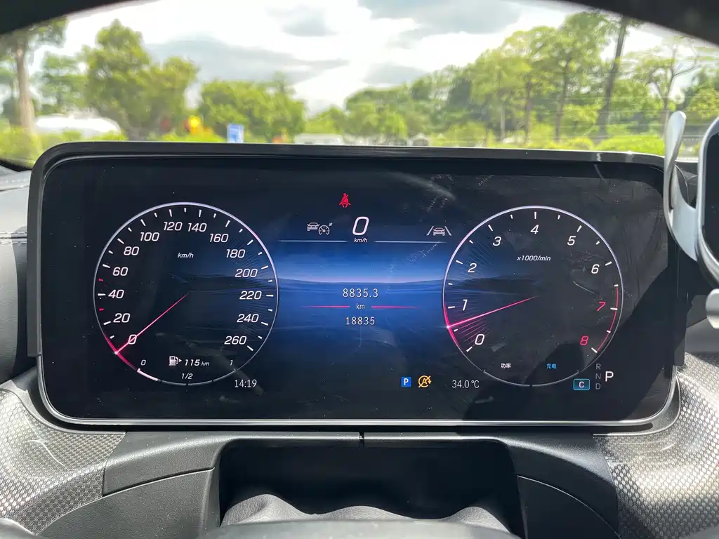 Mercedes-Benz C-Class — миниатюра 10