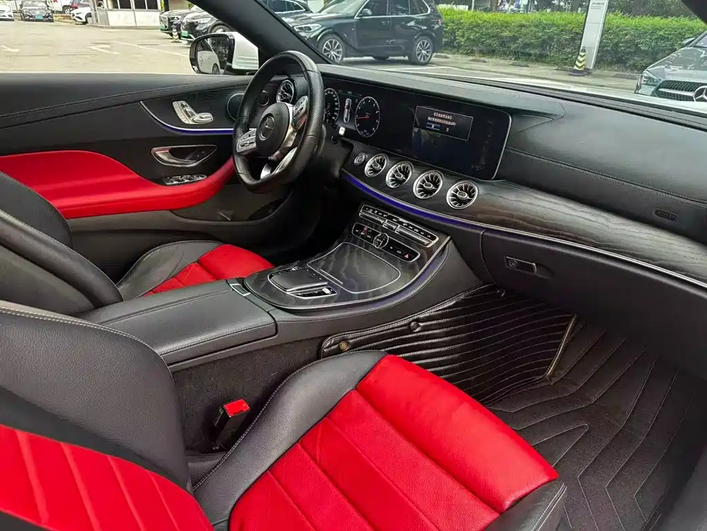 Mercedes-Benz E-Class (Import) — миниатюра 15