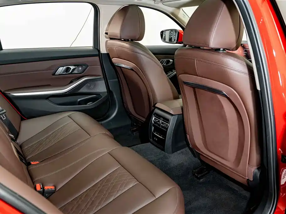 BMW 3 Series — миниатюра 23