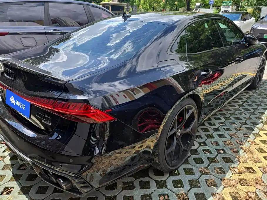 Audi A7L — миниатюра 3