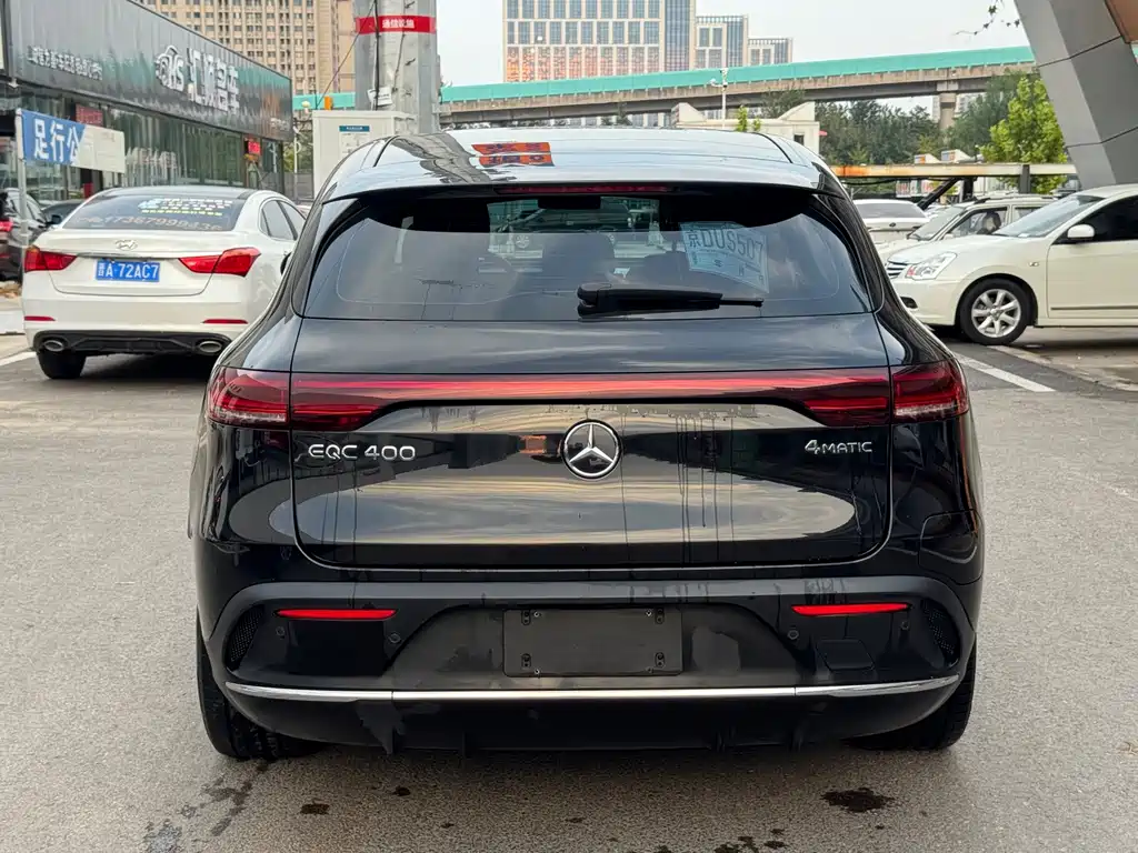 Mercedes-Benz EQC — миниатюра 5