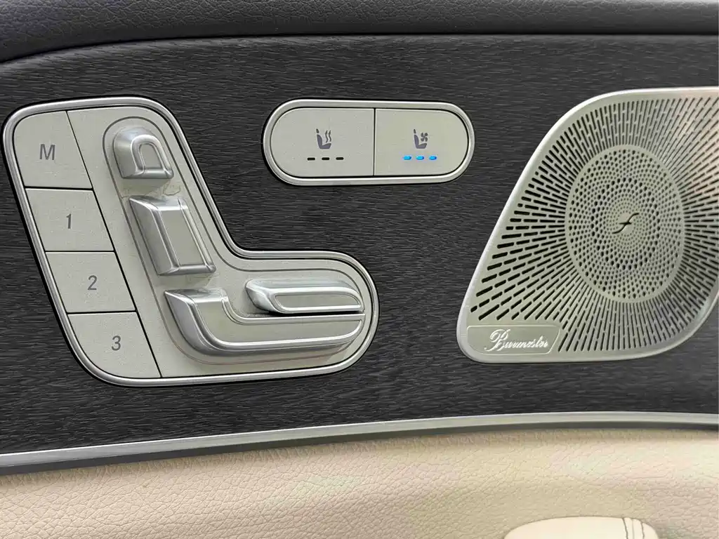 Mercedes-Benz GLE (Import) — миниатюра 8