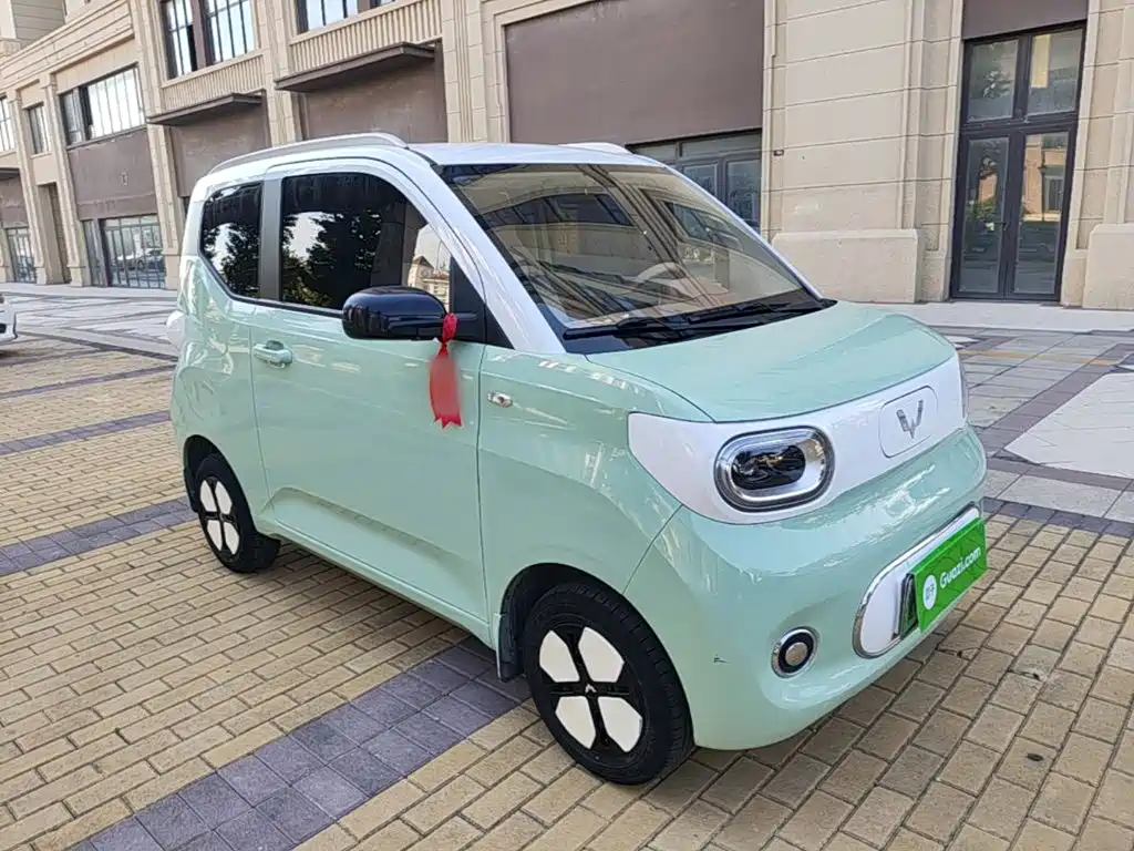 Wuling MINIEV — миниатюра 4