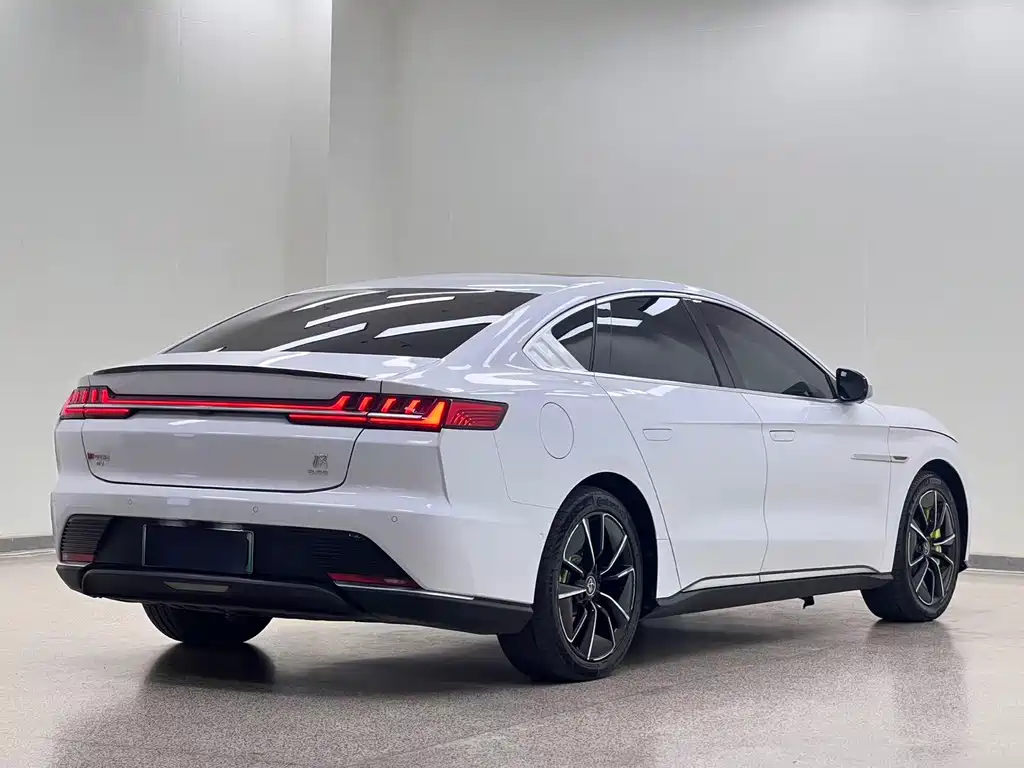 BYD Han — миниатюра 4