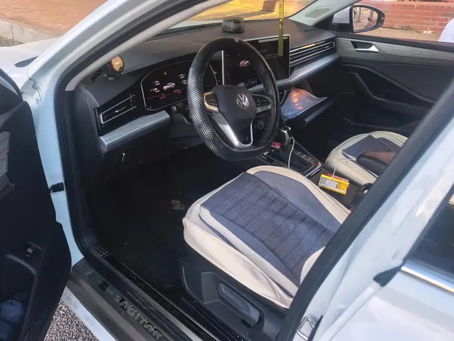 Volkswagen Sagitar — миниатюра 9