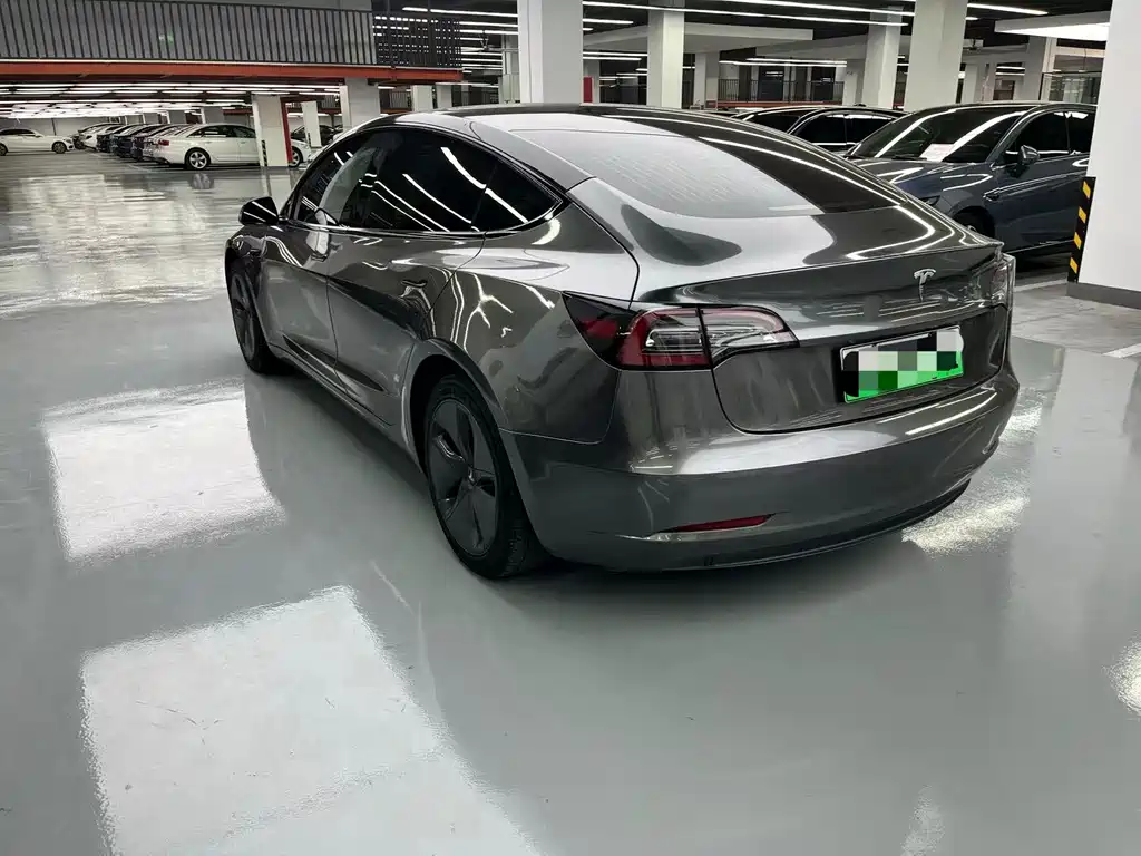 Tesla Model 3 — миниатюра 14