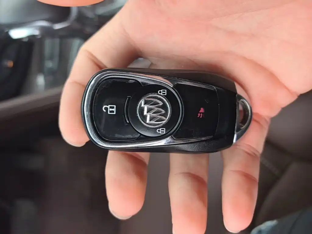 Buick Envision Plus — миниатюра 9