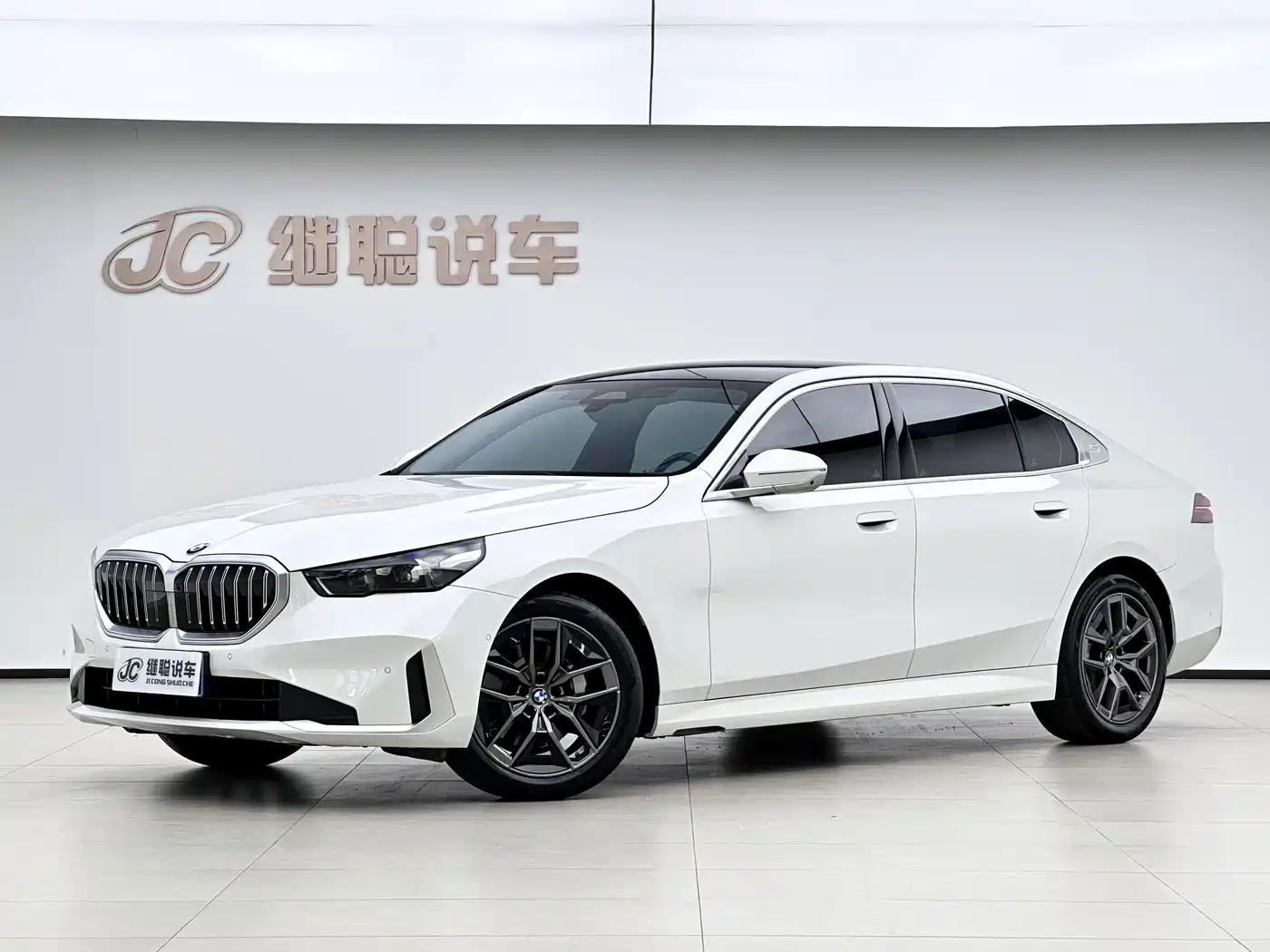 宝马5系 2024款 530Li 领先型 豪华套装 2025