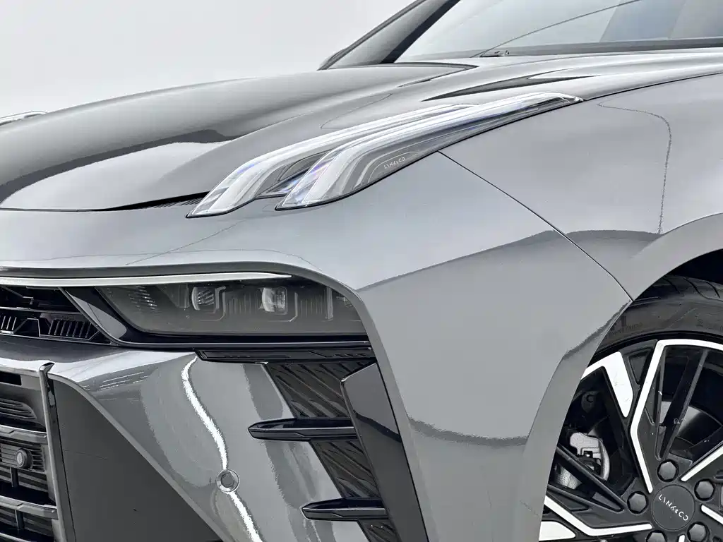 Lynk & Co 03 — миниатюра 7